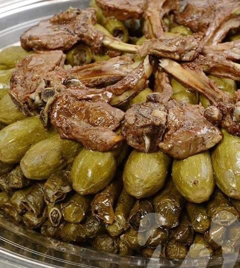 Traditional stuffed Grape Leaves & zucchini platter - 3