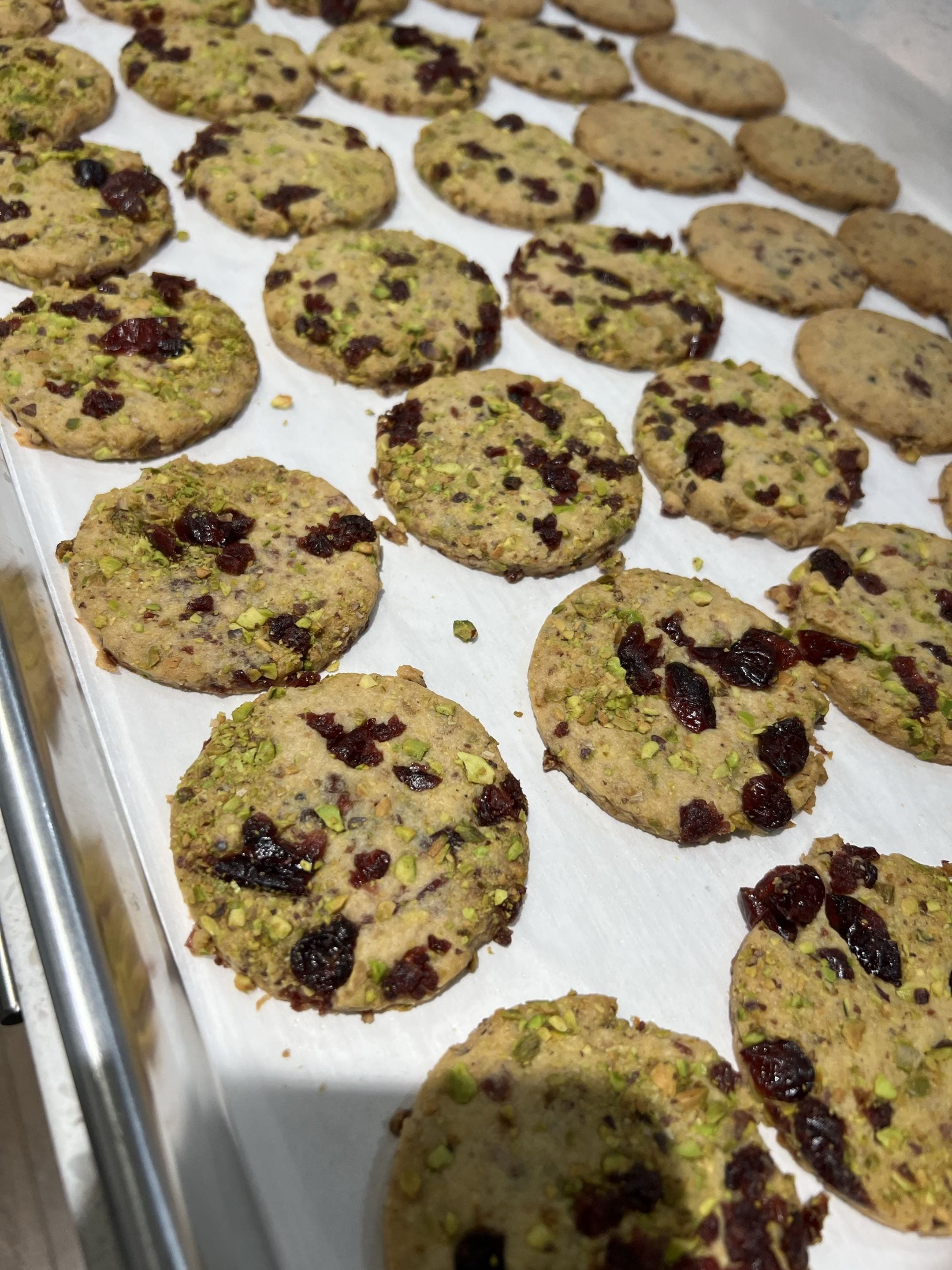 Orange Cranberry Pistachio Blossom Bites (6 pcs)