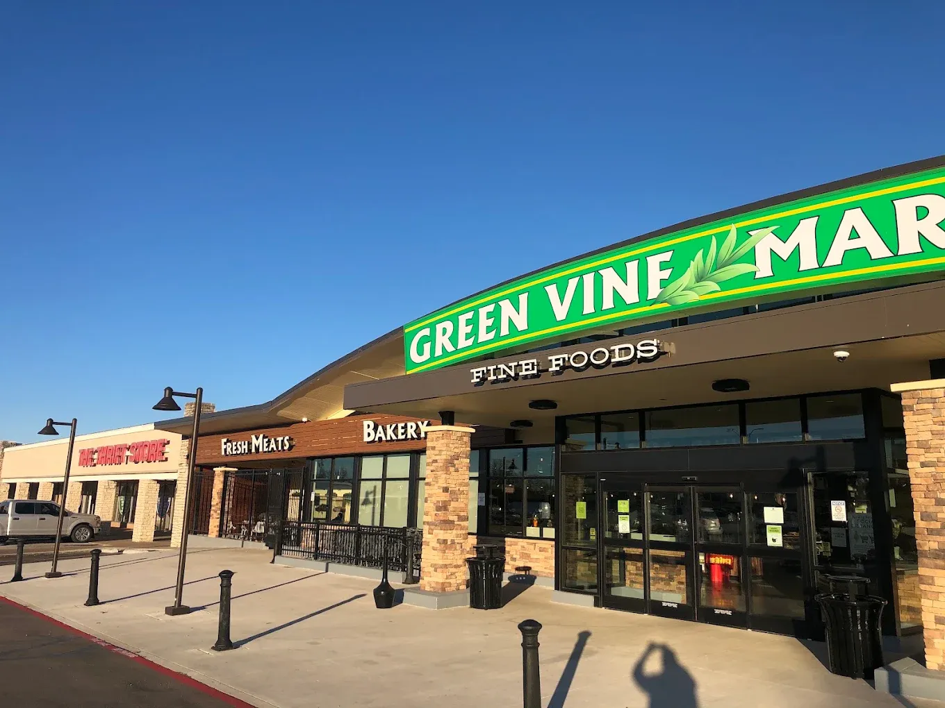 Green Vine Market banner