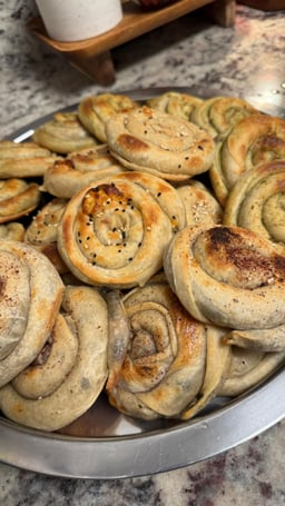 Zattar Yafawiyeh Pie/ pastry