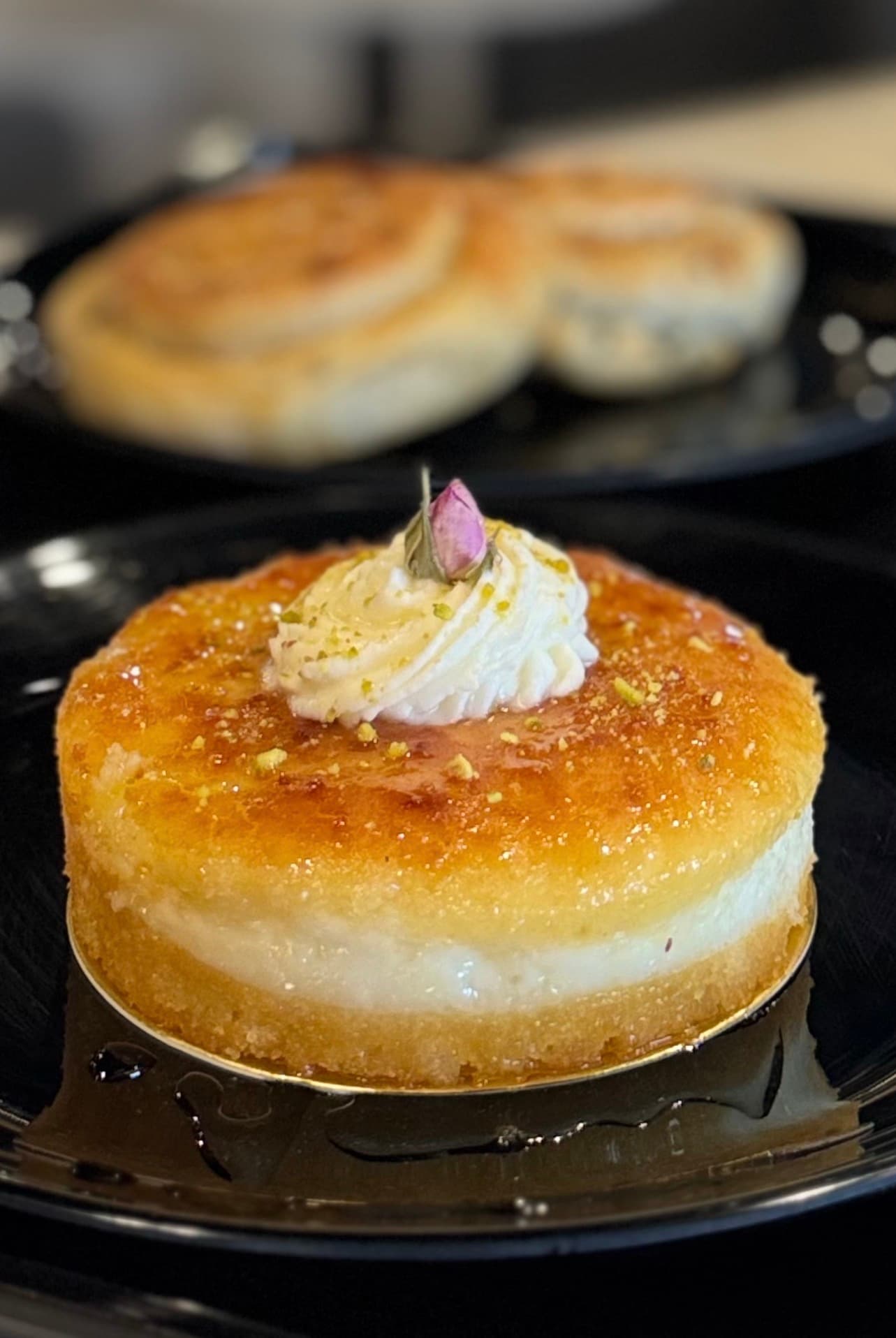 Round Basbousa