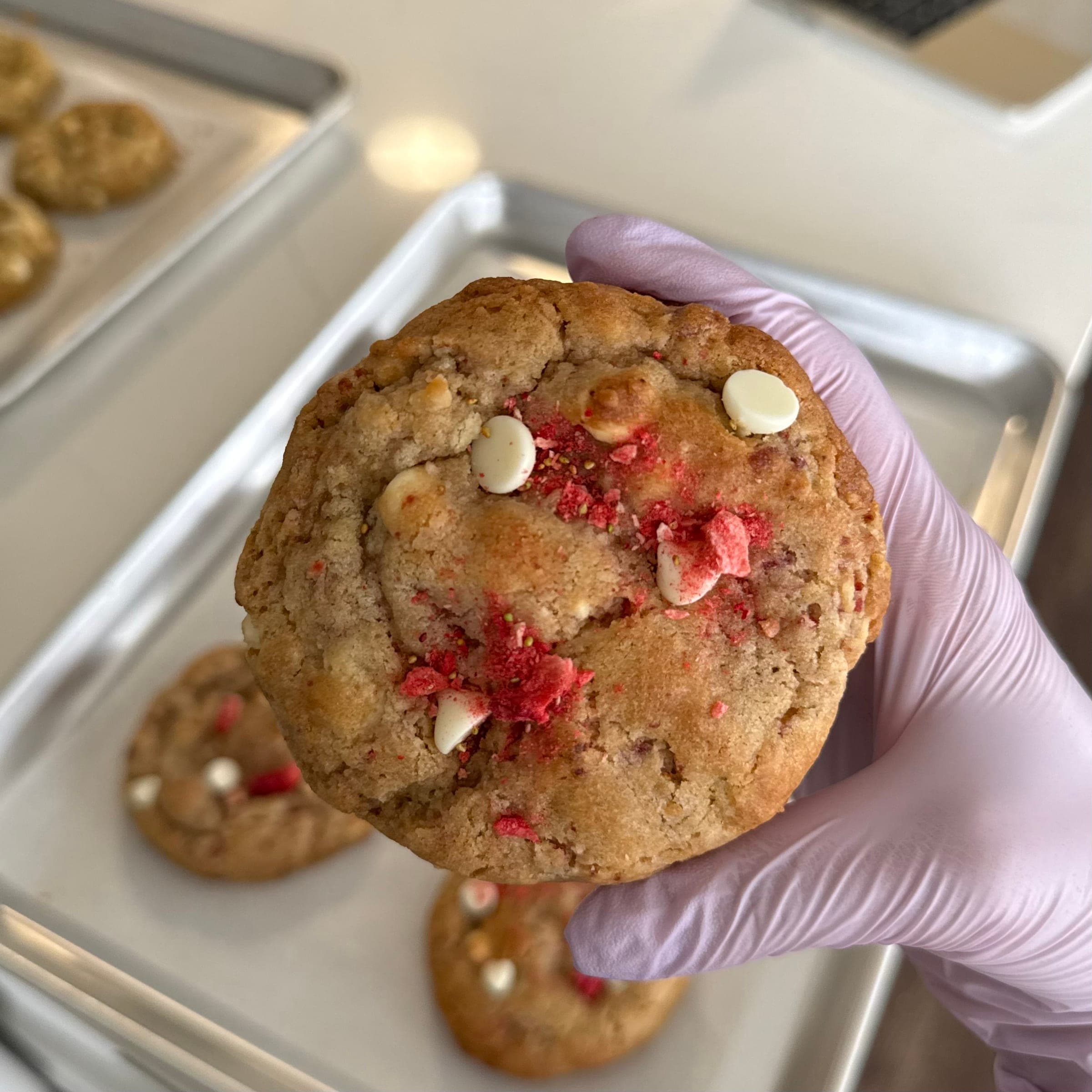 Strawberry Cream Shortcake Cookie ๐ (creamy filling)