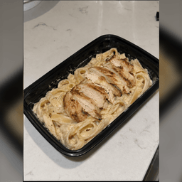 Classic Chicken Fettuccine